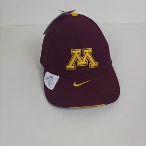 NWT Minnesota Golden GophersNike Hat Mens Maroon Sideline Legacy 91 Adjustable